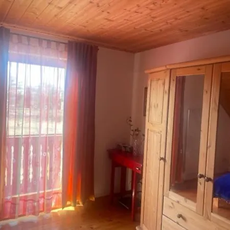 Zur Thusmuehle بيت للعطل Roslau